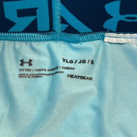 Under Armour Fitted Underwear. Youth Large. Heatgear. Excellent quality. - Picture 4 of 4